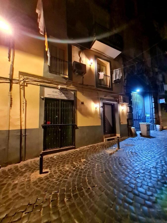 Amore Napoletano Napoli Bagian luar foto
